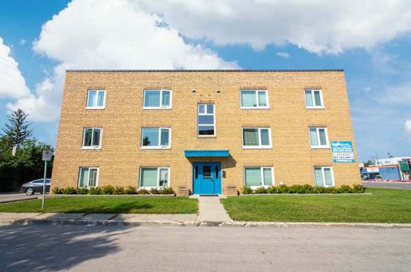 1800 Portage Apartment property